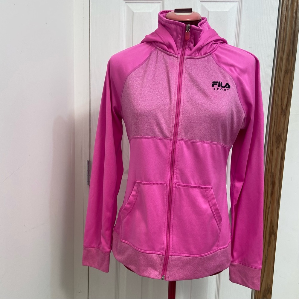 Fila Sports women pink long sleeves zip up athletic hoodie. Size M. Used.